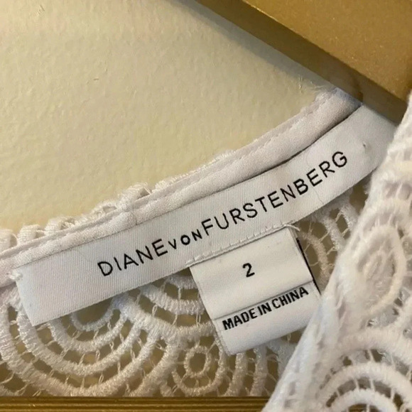 DVF Diane Von Furstenberg Scalloped Lace Top - Picture 5 of 8